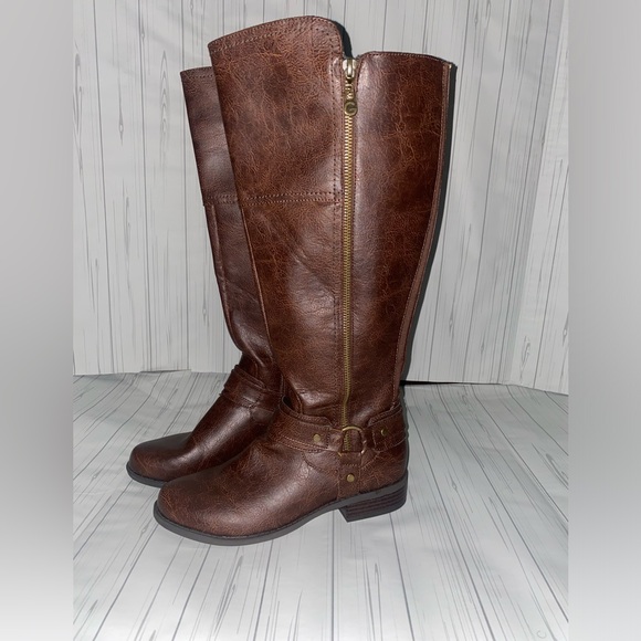 Knee high boots size 7.5 - Picture 3 of 6